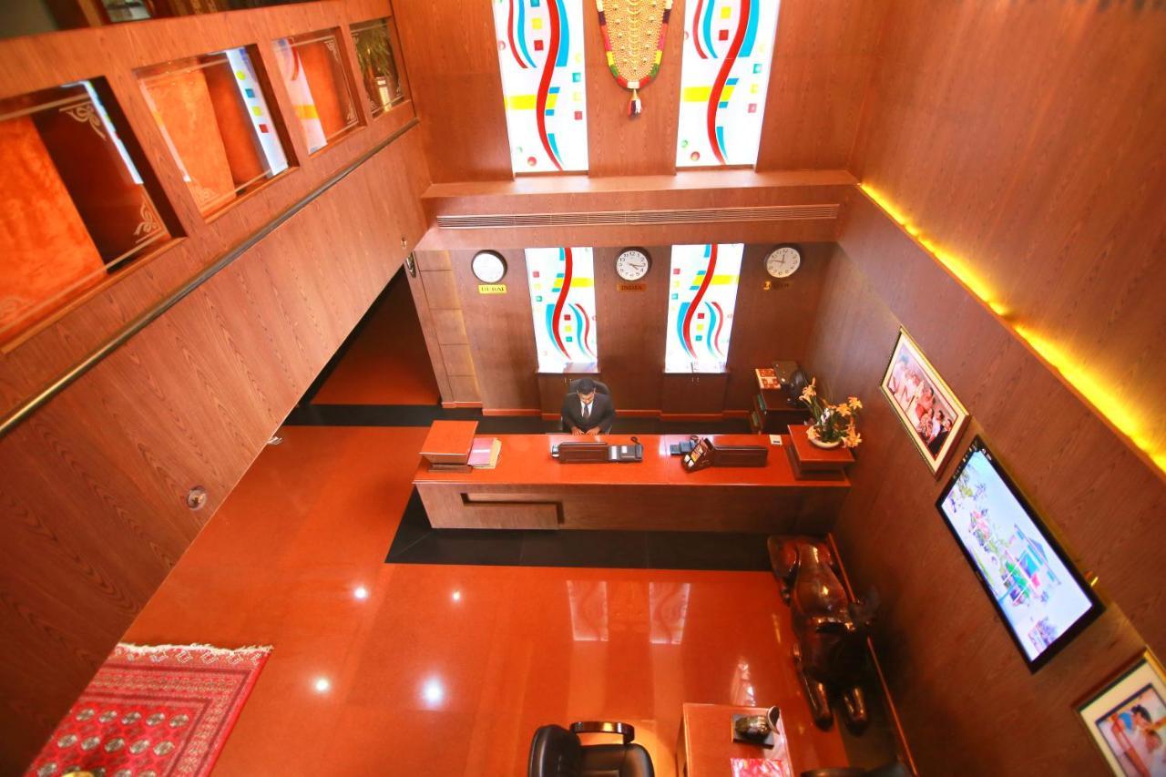 Palette - Madathil Regency Hotel Kondalseri Exterior photo
