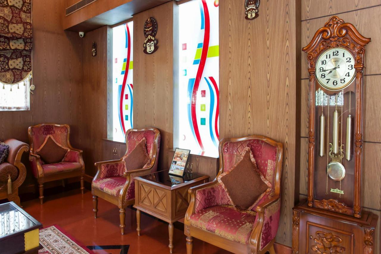 Palette - Madathil Regency Hotel Kondalseri Exterior photo